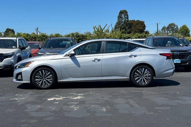 used 2023 Nissan Altima car, priced at $15,555