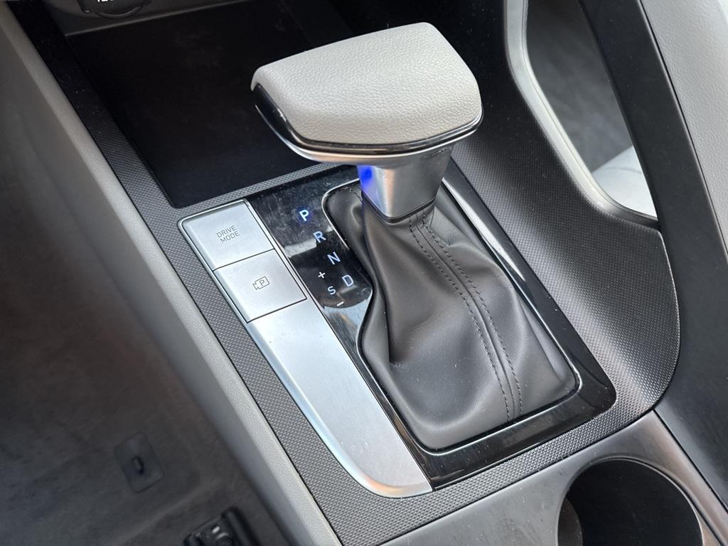 used 2023 Hyundai Elantra car, priced at $17,998