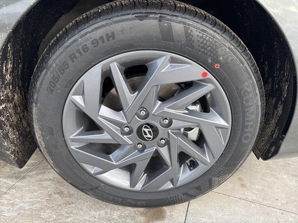 new 2026 Hyundai ELANTRA HEV car, priced at $27,305