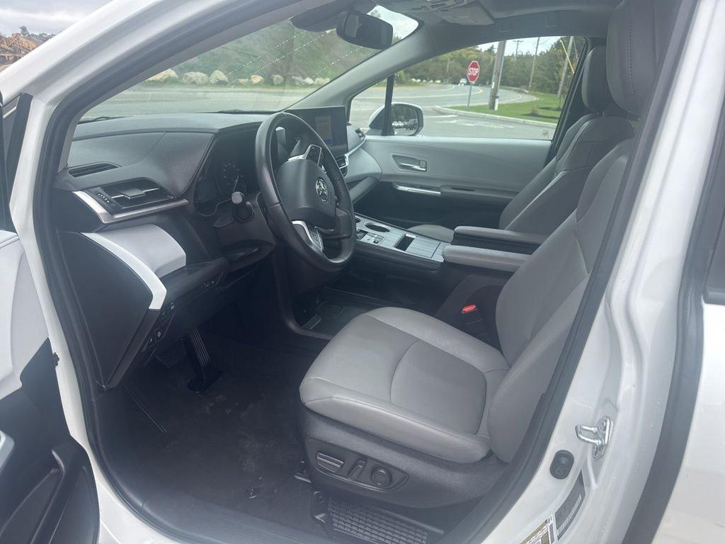 used 2025 Toyota Sienna car, priced at $43,193