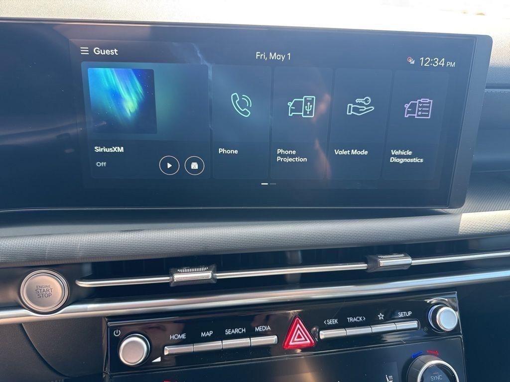 new 2026 Hyundai TUCSON Hybrid car, priced at $35,595