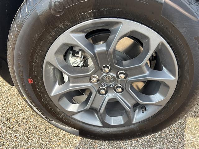 new 2025 Ford Maverick car, priced at $34,022