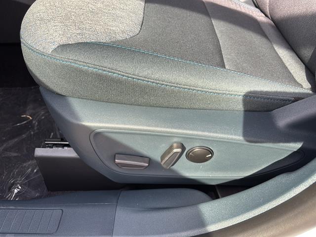 new 2025 Ford Maverick car, priced at $34,022