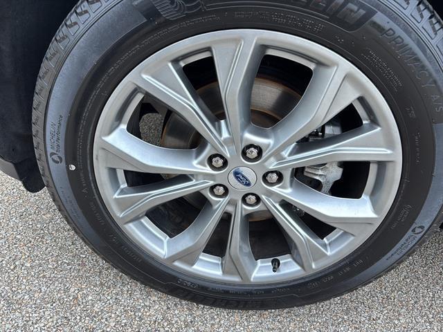 used 2022 Ford Explorer car, priced at $32,400