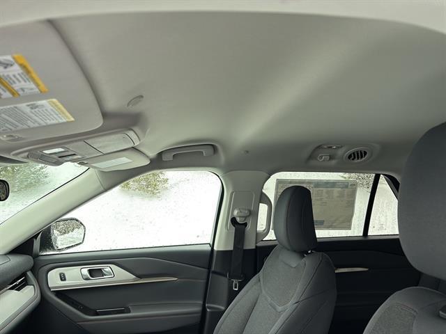 new 2025 Ford Explorer car, priced at $44,240