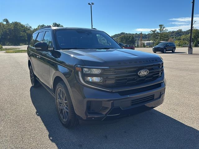 new 2025 Ford Expedition car, priced at $85,430