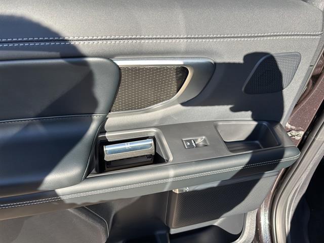 new 2025 Ford Expedition car, priced at $85,430