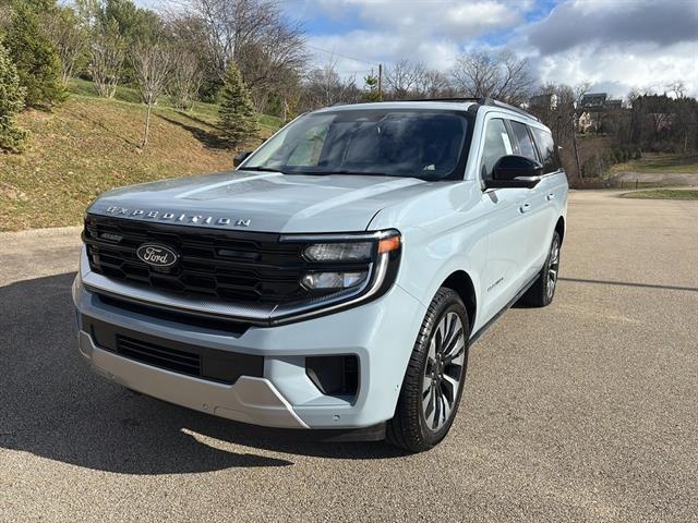 new 2025 Ford Expedition Max car, priced at $85,165