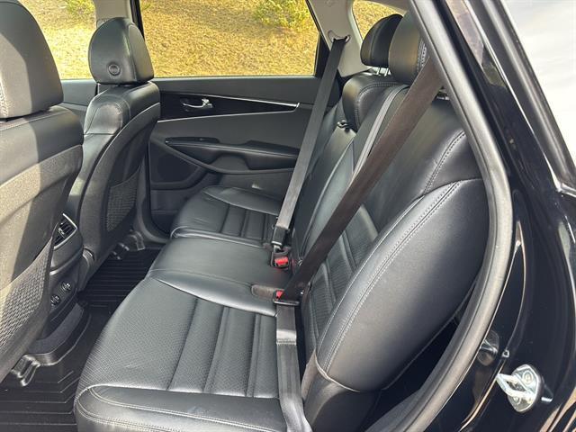 used 2020 Kia Sorento car, priced at $19,250