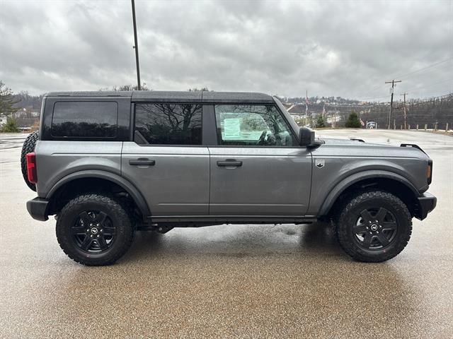 new 2025 Ford Bronco car, priced at $46,330