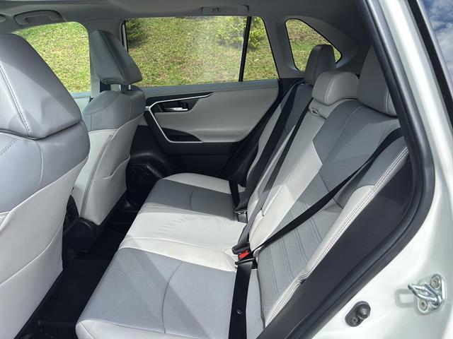 used 2022 Toyota RAV4 Hybrid car, priced at $32,950