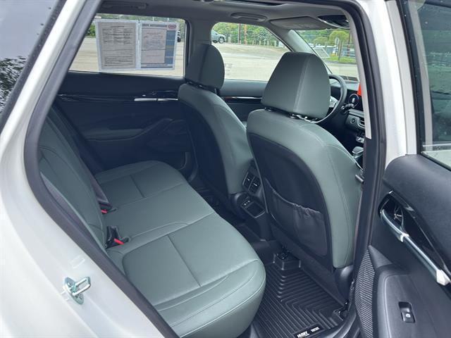 used 2024 Kia Seltos car, priced at $26,889