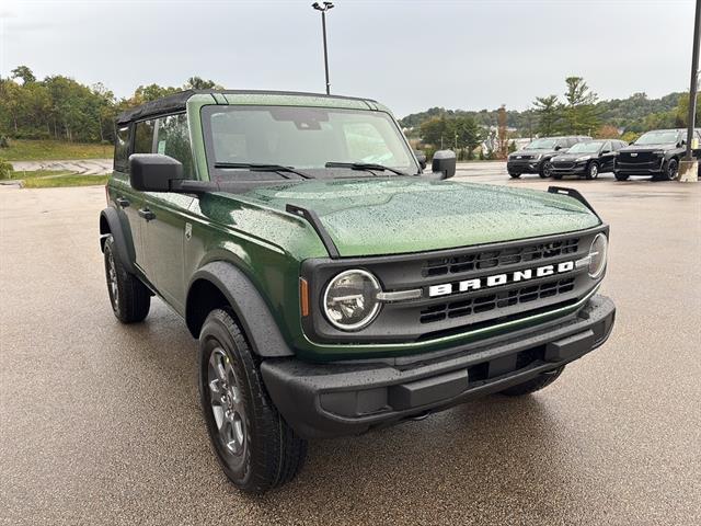 new 2025 Ford Bronco car, priced at $46,570