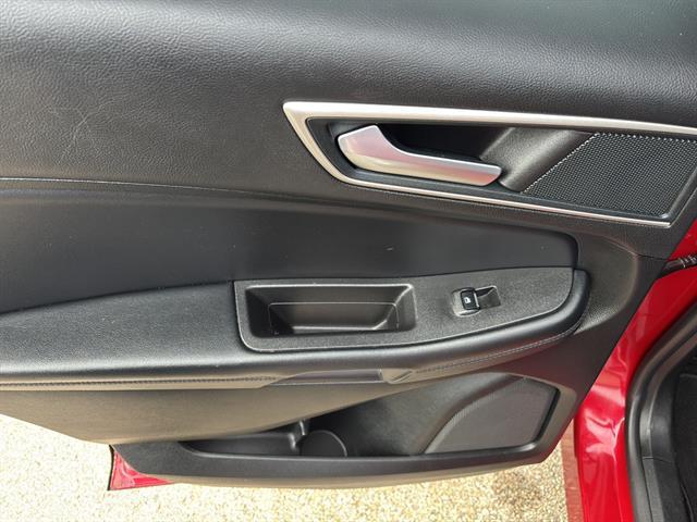 used 2024 Ford Edge car, priced at $29,500