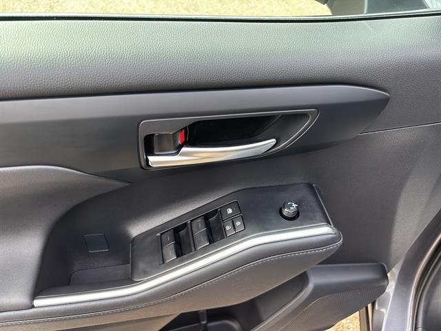 used 2024 Toyota Highlander car, priced at $43,750