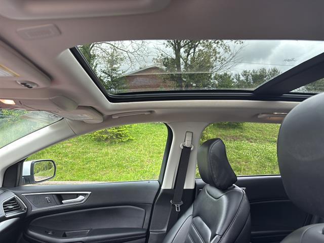 used 2024 Ford Edge car, priced at $28,800