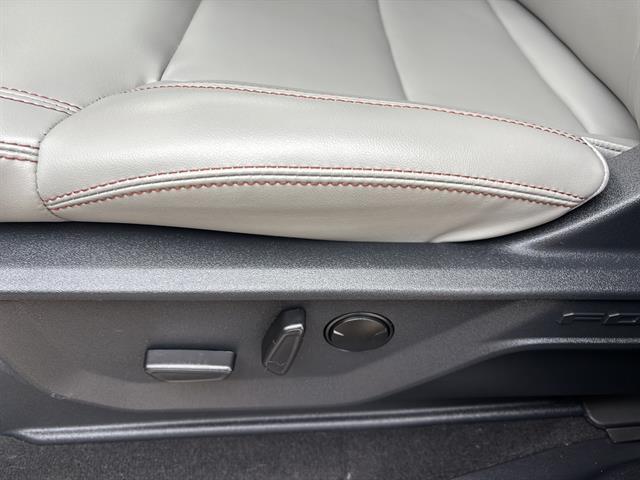 used 2025 Ford Expedition car, priced at $64,250