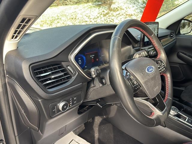 used 2022 Ford Escape car, priced at $18,950