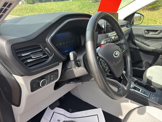 used 2024 Ford Escape car, priced at $25,250