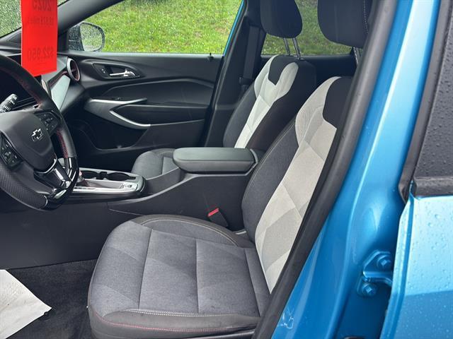 used 2025 Chevrolet Trax car, priced at $22,588
