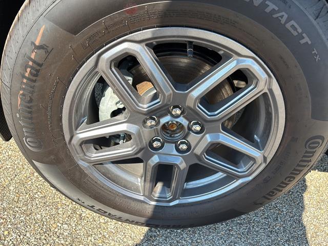 new 2025 Ford Bronco Sport car, priced at $35,780