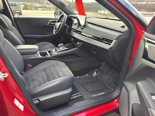 used 2023 Mitsubishi Outlander car, priced at $27,250