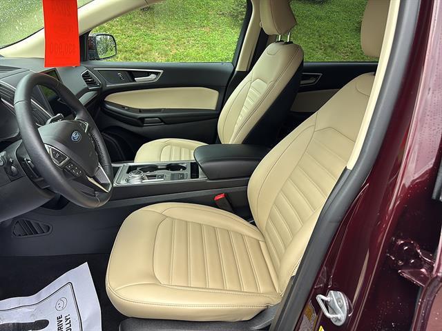 used 2024 Ford Edge car, priced at $30,900