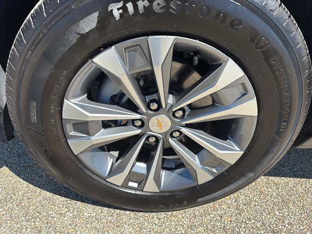 used 2026 Chevrolet Equinox car, priced at $28,000