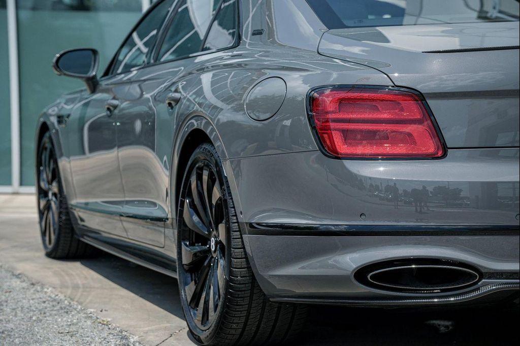 new 2025 Bentley Flying Spur car, priced at $346,130