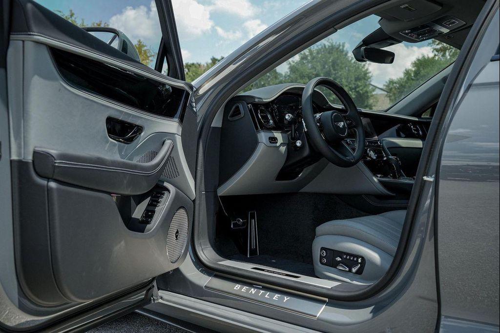 new 2025 Bentley Flying Spur car, priced at $346,130