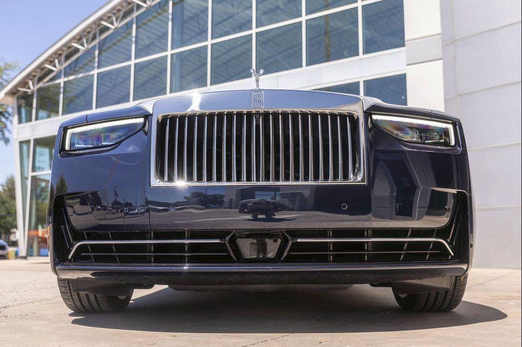 new 2025 Rolls-Royce Ghost car, priced at $424,950