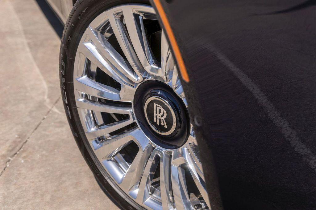 new 2025 Rolls-Royce Ghost car, priced at $424,950