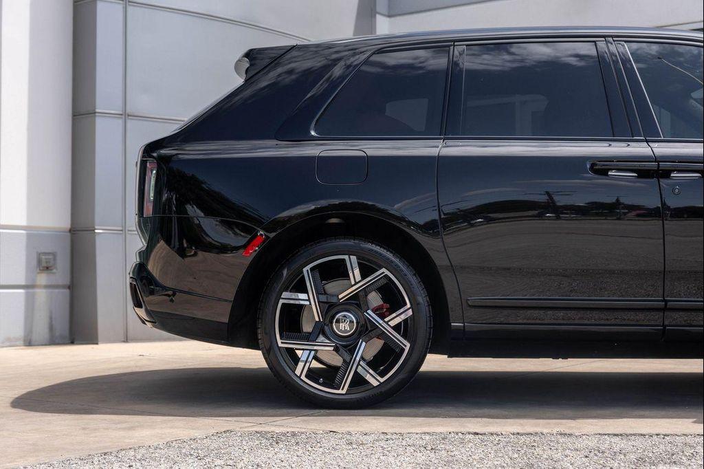 used 2025 Rolls-Royce Cullinan car, priced at $479,991