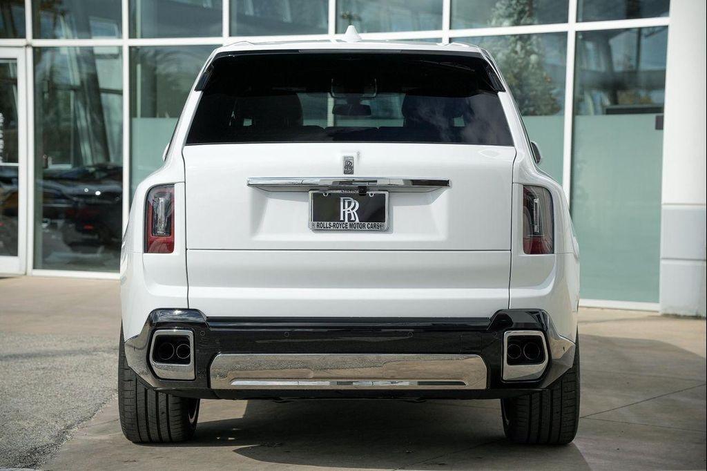 new 2026 Rolls-Royce Cullinan car, priced at $514,550