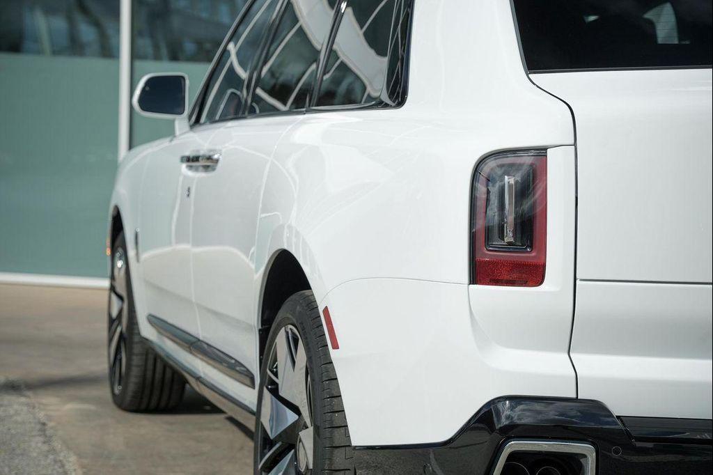 new 2026 Rolls-Royce Cullinan car, priced at $514,550