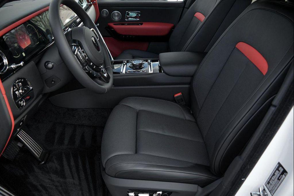 new 2026 Rolls-Royce Cullinan car, priced at $514,550