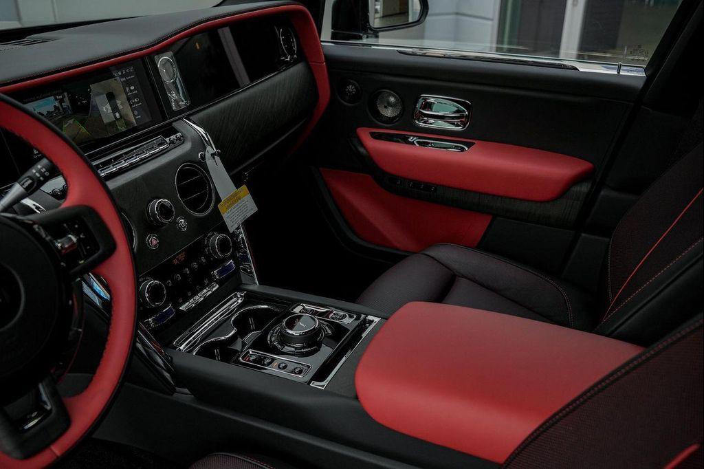 new 2026 Rolls-Royce Cullinan car, priced at $532,050