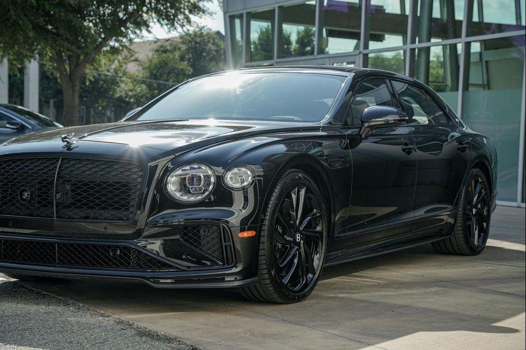 new 2025 Bentley Flying Spur car, priced at $368,155