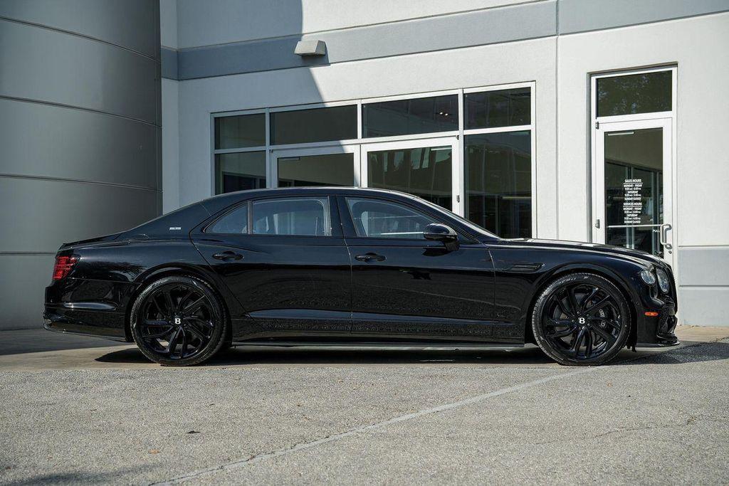 new 2025 Bentley Flying Spur car, priced at $368,155