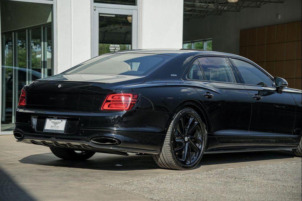 new 2025 Bentley Flying Spur car, priced at $368,155