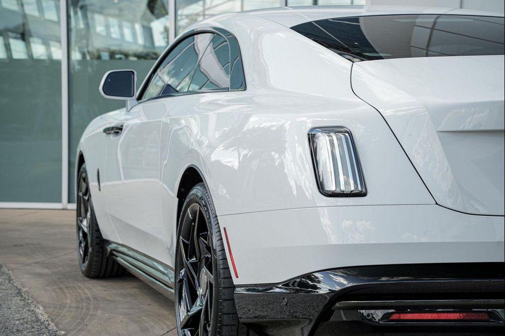 new 2025 Rolls-Royce Spectre car, priced at $563,775
