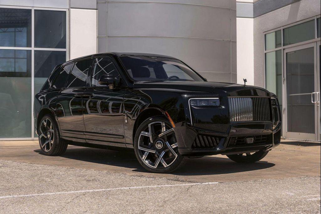 new 2026 Rolls-Royce Cullinan car, priced at $551,550