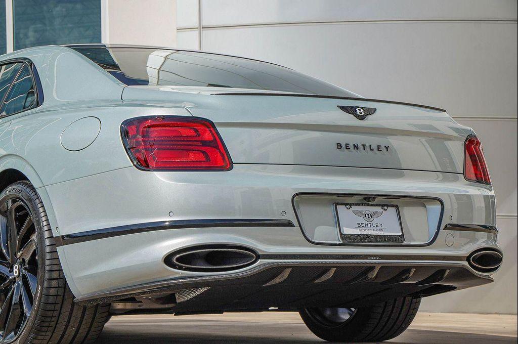 new 2026 Bentley Flying Spur car, priced at $425,540