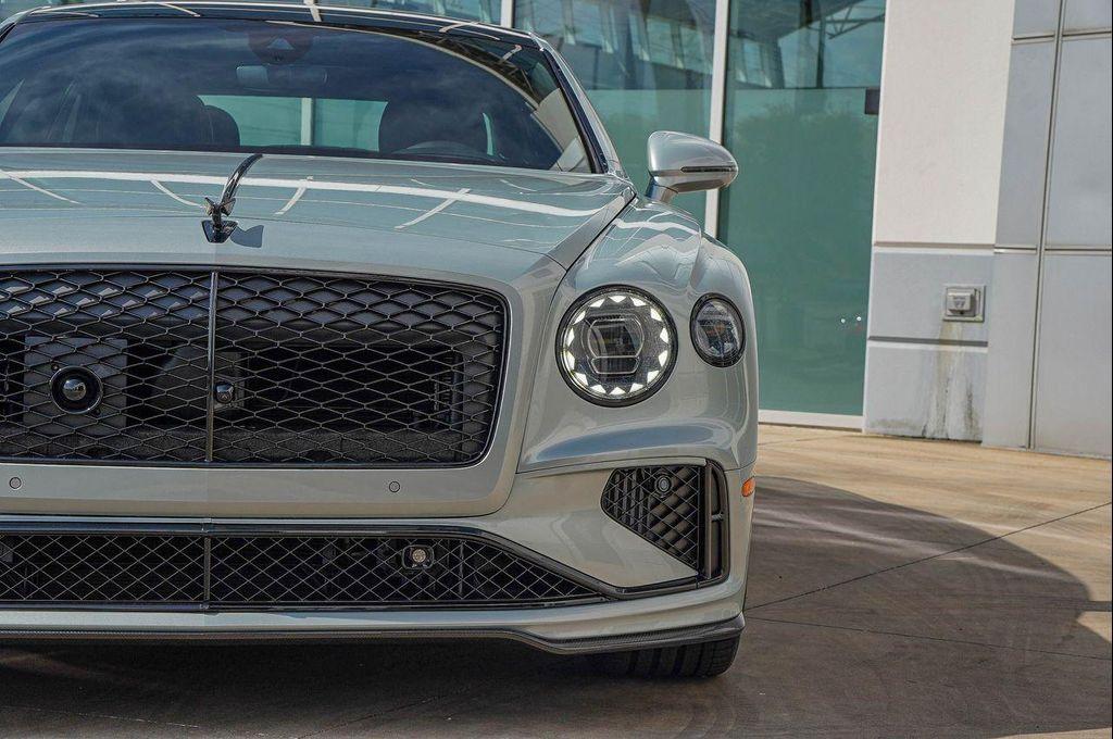 new 2026 Bentley Flying Spur car, priced at $425,540