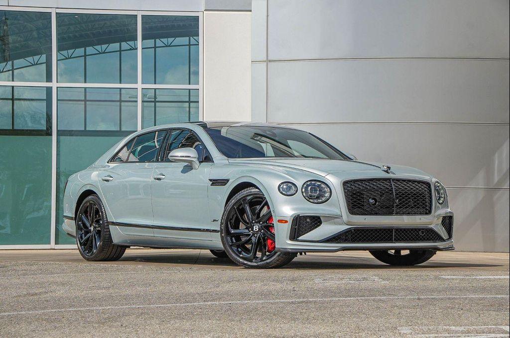 new 2026 Bentley Flying Spur car, priced at $425,540