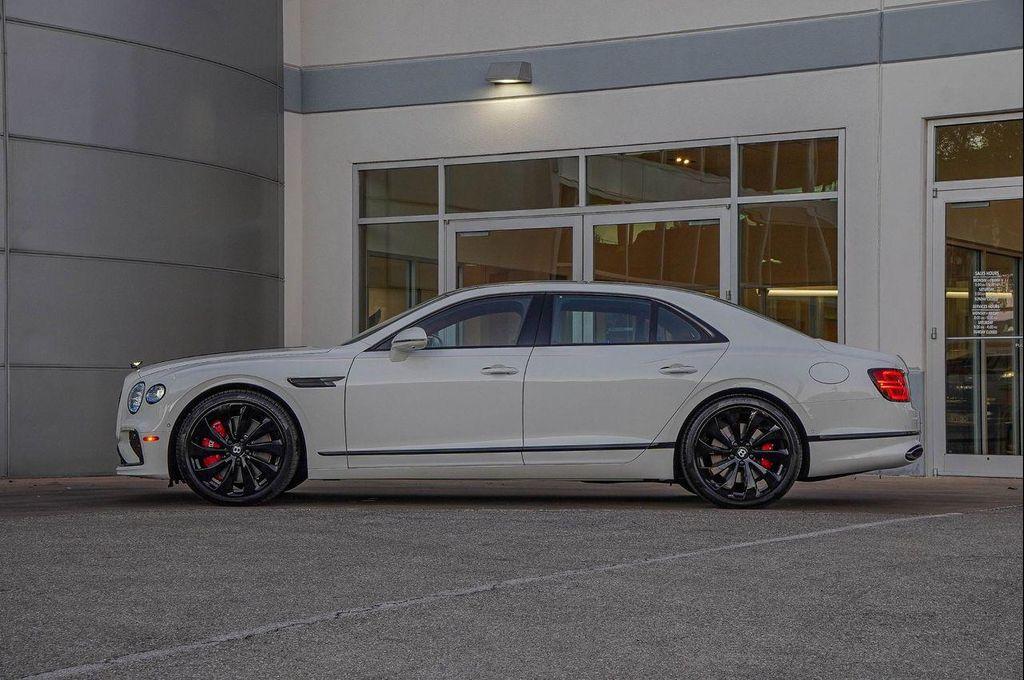 new 2026 Bentley Flying Spur car, priced at $327,115