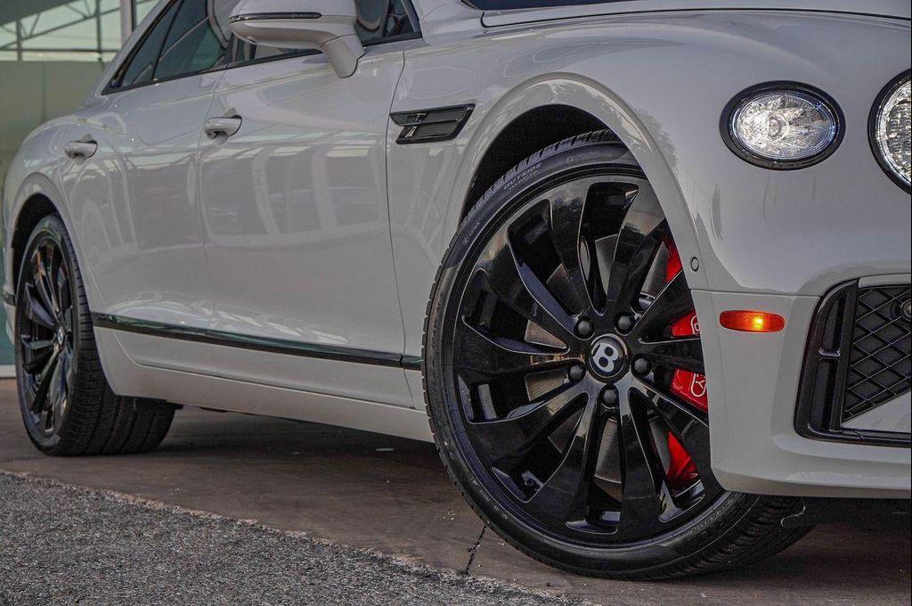 new 2026 Bentley Flying Spur car, priced at $327,115