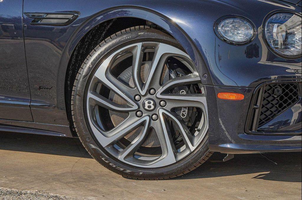new 2026 Bentley Flying Spur car, priced at $402,290