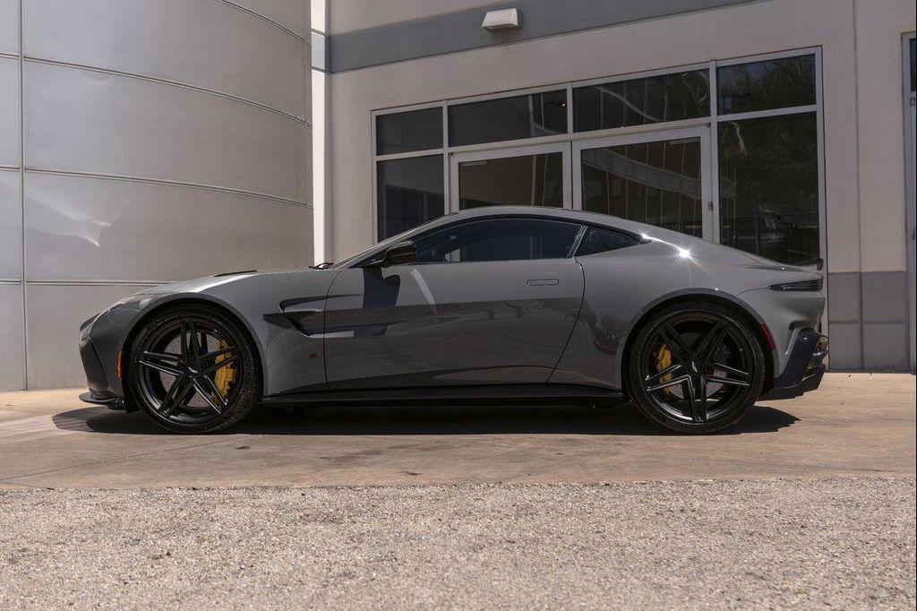 new 2026 Aston Martin Vantage car