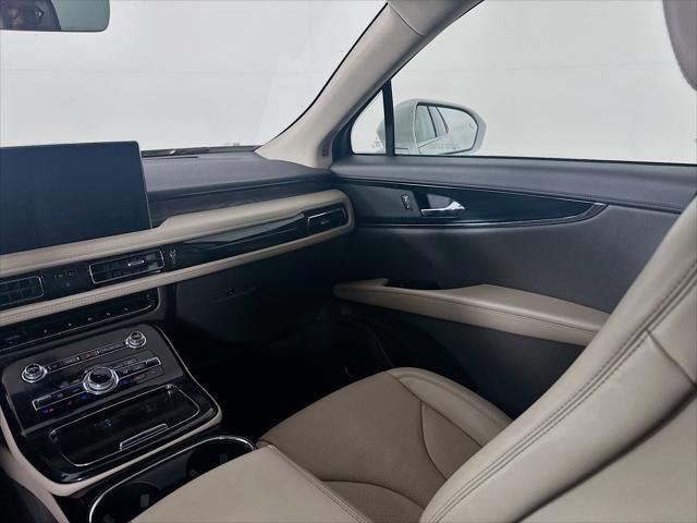 used 2023 Lincoln Nautilus car, priced at $30,078